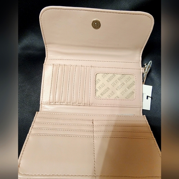 Steve Madden Blush Pink Wristlet - Picture 7 of 7